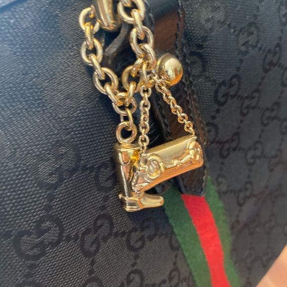 Gucci bag and matching clutch available - Picture 2 of 10